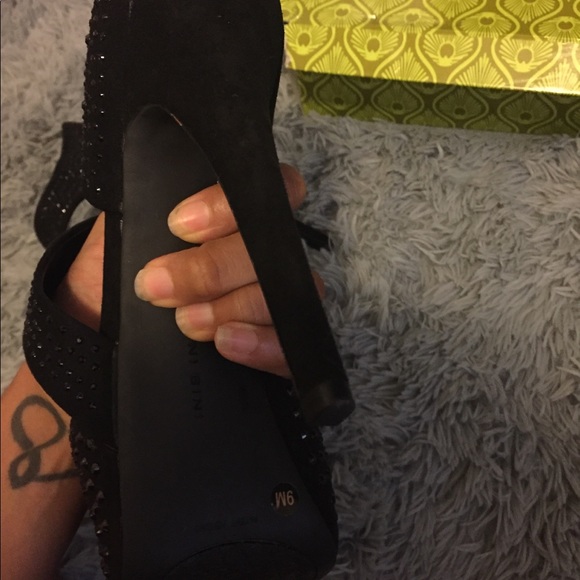 Platforms - Picture 4 of 8